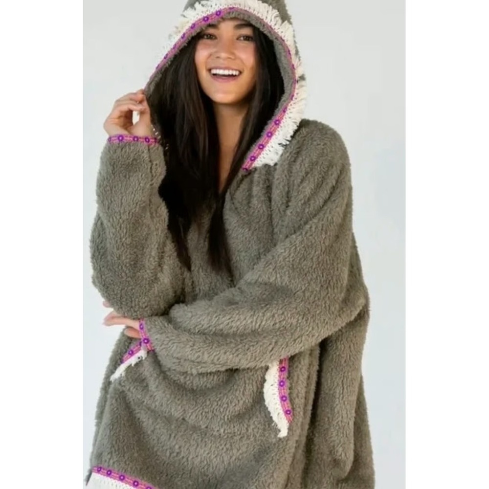 Natural Life Oversized Blanket Teddy Sherpa Hoodie, Brown OS Boho Fringe
